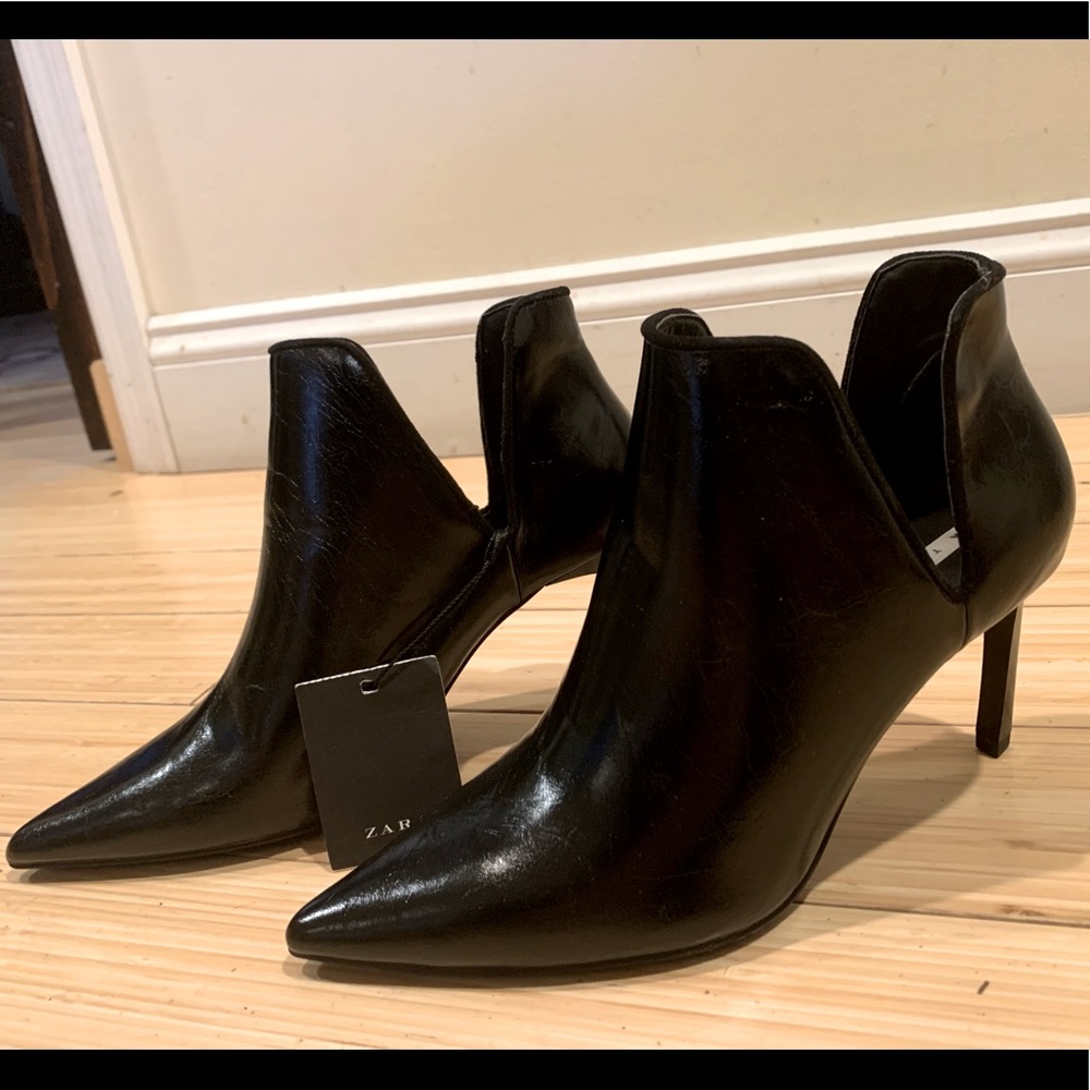 brand new heels from zara!